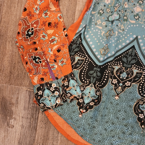 Beautiful FARM Rio blouse/shirt - Picture 3 of 13